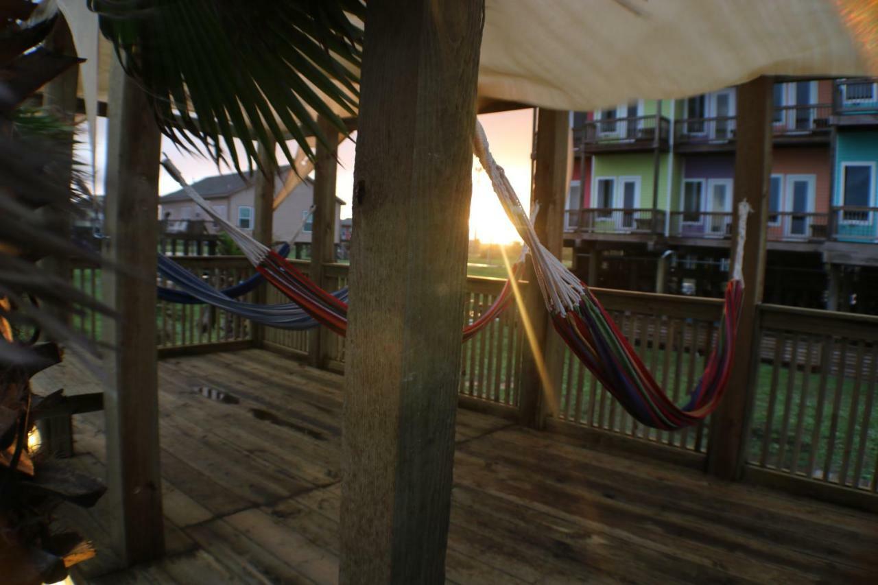 Boardwalk Resort - Crystal Beach Bolivar Peninsula Экстерьер фото